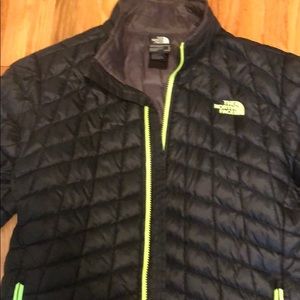 North face light weight puffer